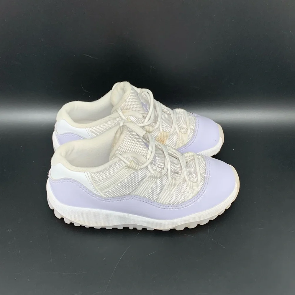 Jordan 11 Retro Low Pure Violet Shoes 645107-101‎ Toddler Sz 9C EU 26